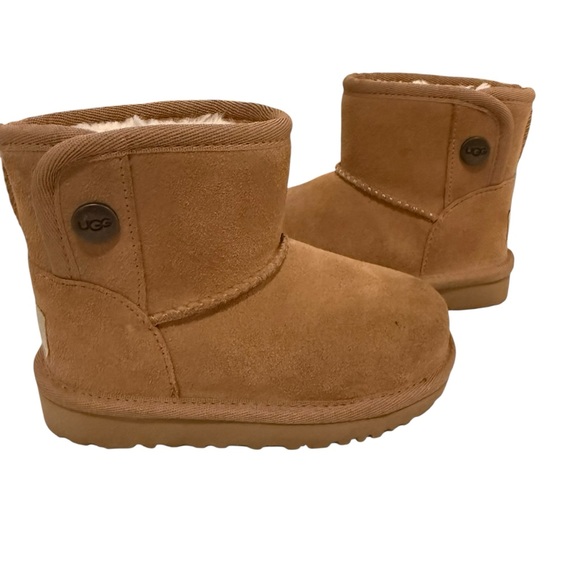 Ugg Toddler Girls Size 8 - Picture 9 of 12